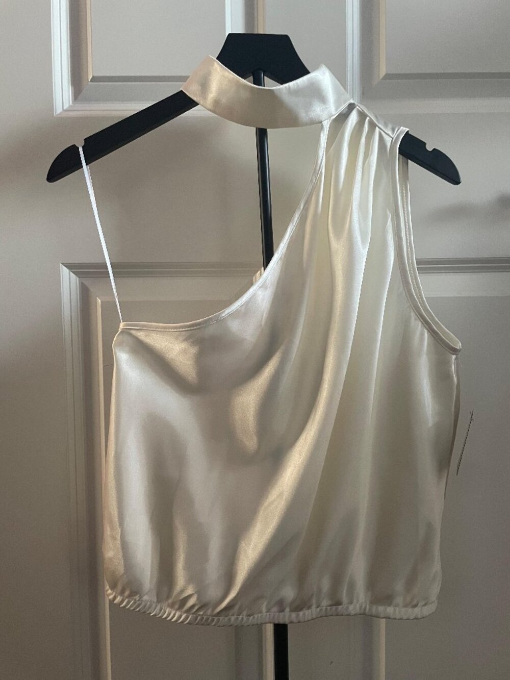 Women’s Express Asymmetrical Mock Neck in Ivory Medium